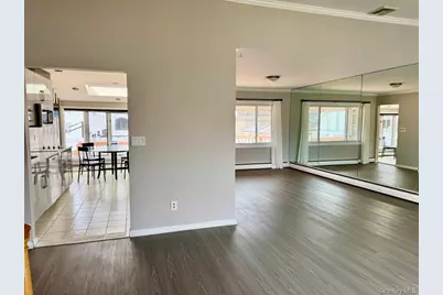 27 Fortune Lane, Jericho, NY 11753 - Photo 3