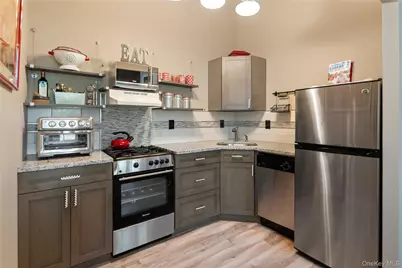 20 Whippoorwill Road E #2J, Armonk, NY 10504 - Photo 9