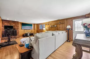 4 Sherbrooke Dr, Smithtown, NY 11787 - Photo 25