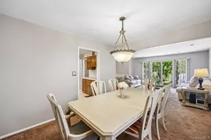 4 Sherbrooke Dr, Smithtown, NY 11787 - Photo 11