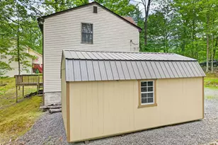 110 Ledge View Dr, Hawley, PA 18428 - Photo 39