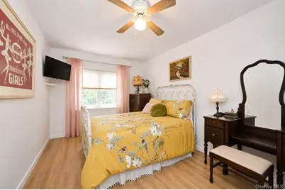 5-11 College Point Boulevard, College Point, NY 11356 - Photo 7