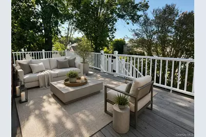 31 Weeks Avenue #2, Oyster Bay, NY 11771 - Photo 13