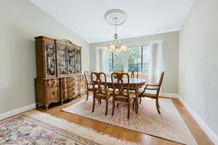 180 Strathmore Gate Dr, Stony Brook, NY 11790 - Photo 9