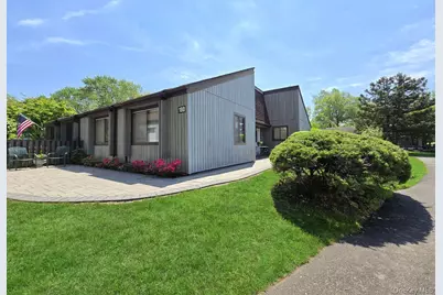 180 Strathmore Gate Drive, Stony Brook, NY 11790 - Photo 17