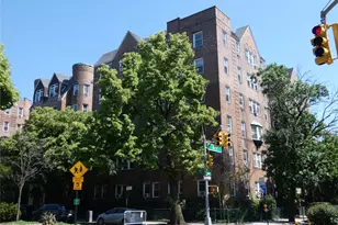 86-10 34th Ave, Jackson Heights, NY 11372 - Photo 11