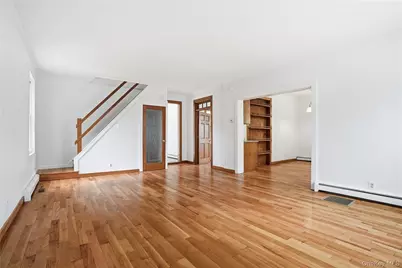 116 Carpenter Avenue, Mount Kisco, NY 10549 - Photo 7