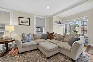 4218 Herkimer Pl, Bronx, NY 10470 - Photo 7