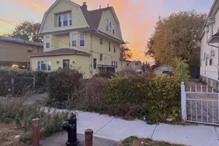 142-12 222nd St, Springfield Gardens, NY 11413 - Photo 1