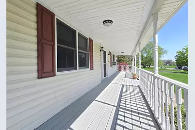 635 Farmveu Road, Mattituck, NY 11952 - Photo 3