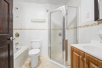 102-42 86th Road, Richmond Hill, NY 11418 - Photo 11