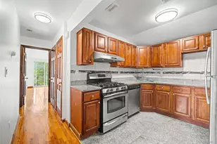 102-42 86th Rd, Richmond Hill, NY 11418 - Photo 7