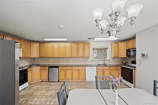 12 Horizon Ct, Monsey, NY 10952 - Photo 7