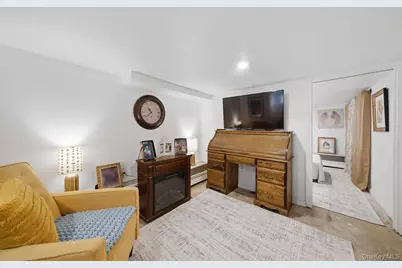 411 Glen Drive, Shirley, NY 11967 - Photo 23
