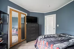 411 Glen Dr, Shirley, NY 11967 - Photo 17