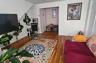114-52 205th St, Saint Albans, NY 11412 - Photo 3