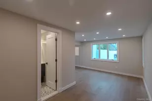 48 Ripple Ln, Levittown, NY 11756 - Photo 13
