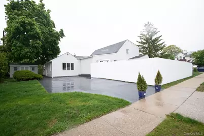 48 Ripple Lane, Levittown, NY 11756 - Photo 21