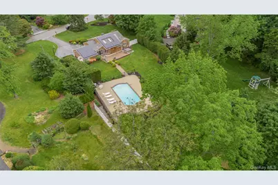 7 Longacre Drive, Huntington, NY 11743 - Photo 41