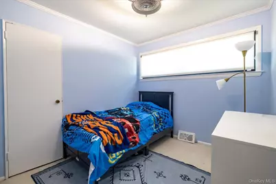 69 W 22nd Street, Huntington Station, NY 11746 - Photo 7