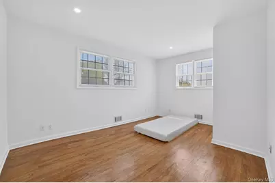 263 Croydon Road, Yonkers, NY 10710 - Photo 13