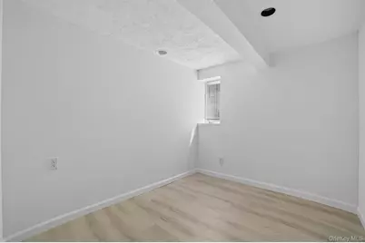 263 Croydon Road, Yonkers, NY 10710 - Photo 33