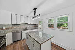 129 Vails Gate Heights Dr, New Windsor, NY 12553 - Photo 19
