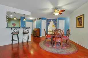 1310 Round Pointe Dr, Haverstraw, NY 10927 - Photo 11