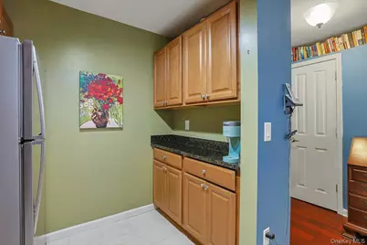 1310 Round Pointe Drive, Haverstraw, NY 10927 - Photo 15