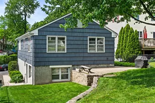 11 Dearborn St, New Rochelle, NY 10801 - Photo 3
