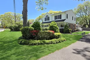 30 Park Ave, Shirley, NY 11967 - Photo 5