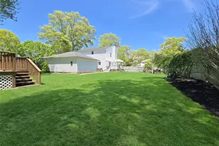 30 Park Ave, Shirley, NY 11967 - Photo 25