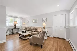 30 Park Ave, Shirley, NY 11967 - Photo 13