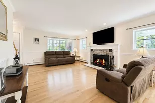 30 Park Ave, Shirley, NY 11967 - Photo 9