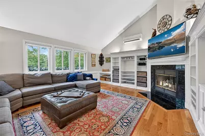 351 Jackson Avenue, New Windsor, NY 12553 - Photo 7