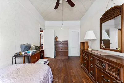 3707 20th Road, Astoria, NY 11105 - Photo 11
