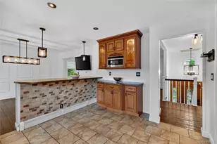 585 Bedford Rd, Pleasantville, NY 10570 - Photo 11