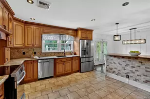 585 Bedford Rd, Pleasantville, NY 10570 - Photo 7