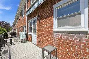 6369 Douglaston Pkwy, Douglaston, NY 11362 - Photo 23