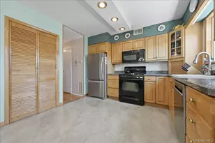 6369 Douglaston Pkwy, Douglaston, NY 11362 - Photo 13
