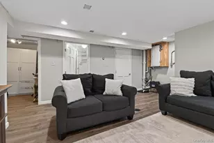 437 Fourth Ave, Pelham, NY 10803 - Photo 23