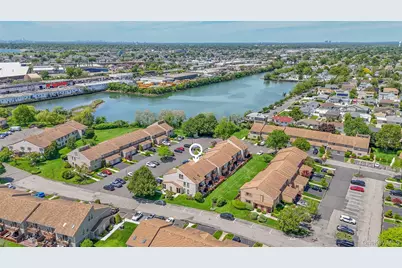 100 Daly Boulevard #2403, Oceanside, NY 11572 - Photo 17