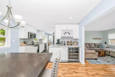 505 Lariat Lane, Bethpage, NY 11714 - Photo 9