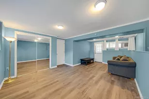 7 Berkeley Ave, Selden, NY 11784 - Photo 21