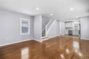 890 Kings Pkwy, Baldwin, NY 11510 - Photo 3