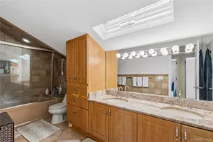 26 Tamara Ct, Melville, NY 11747 - Photo 19
