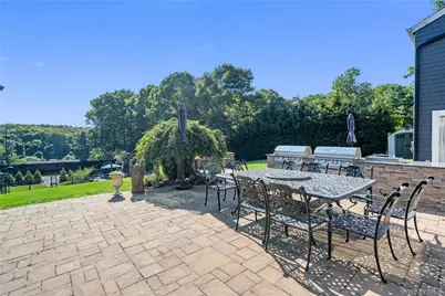 26 Tamara Court, Melville, NY 11747 - Photo 37