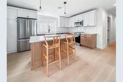 616 Main Street #B, Greenport, NY 11944 - Photo 3