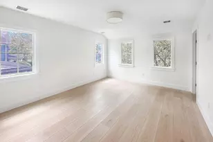 616 Main St, Greenport, NY 11944 - Photo 9