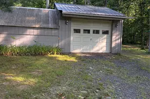 100 Decker Rd, Wallkill, NY 12589 - Photo 35